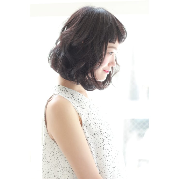 ショートバング パーマ ロブ Hair Dera S 銀座中央通り店 デラ ヘアーデラ ギンザチュウオウドオリテン のヘアスタイル 美容院 美容室を予約するなら楽天ビューティ