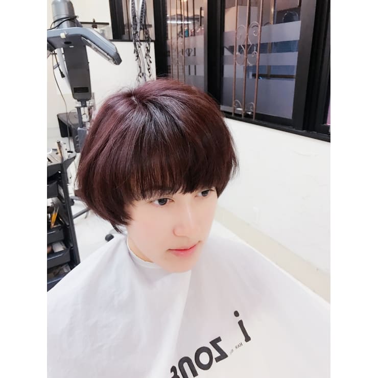 マッシュボブ 美容室アイゾーン アイゾーン のヘアスタイル 美容院 美容室を予約するなら楽天ビューティ