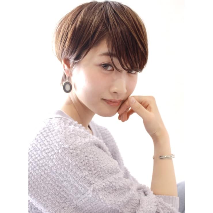 女性らしい 大人のクールショート Circus By Beautrium 表参道 サーカスバイビュートリアム のヘアスタイル 美容院 美容室を予約するなら楽天ビューティ