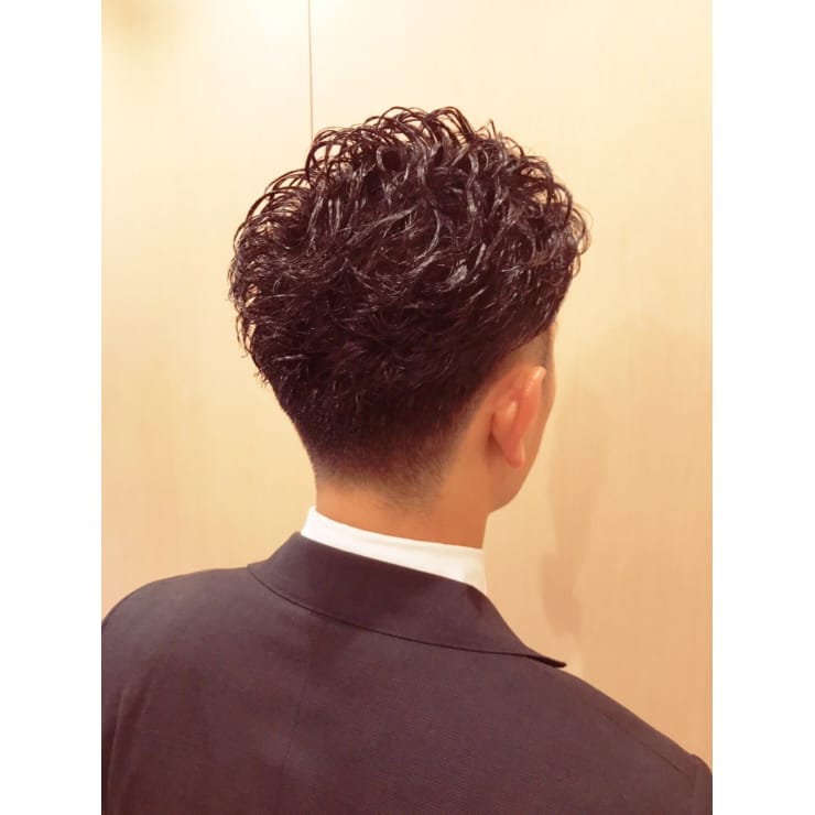刈り上げツーブロックパーマ 大門 浜松町 Hiro Ginza 浜松町店 ヒロギンザ ヒロギンザ ハママツチョウテン のヘアスタイル 美容院 美容室を予約するなら楽天ビューティ