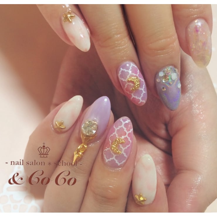 ガーリー エキゾチックネイル Nailsalon School Coco ネイルサロンスクールアンドココ のネイルデザイン ネイル まつげサロンを予約するなら楽天ビューティ