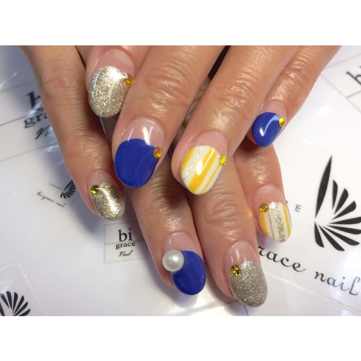 ストライプネイル Bi Grace Nail ビ グレイスネイル のネイルデザイン ネイル まつげサロンを予約するなら楽天ビューティ