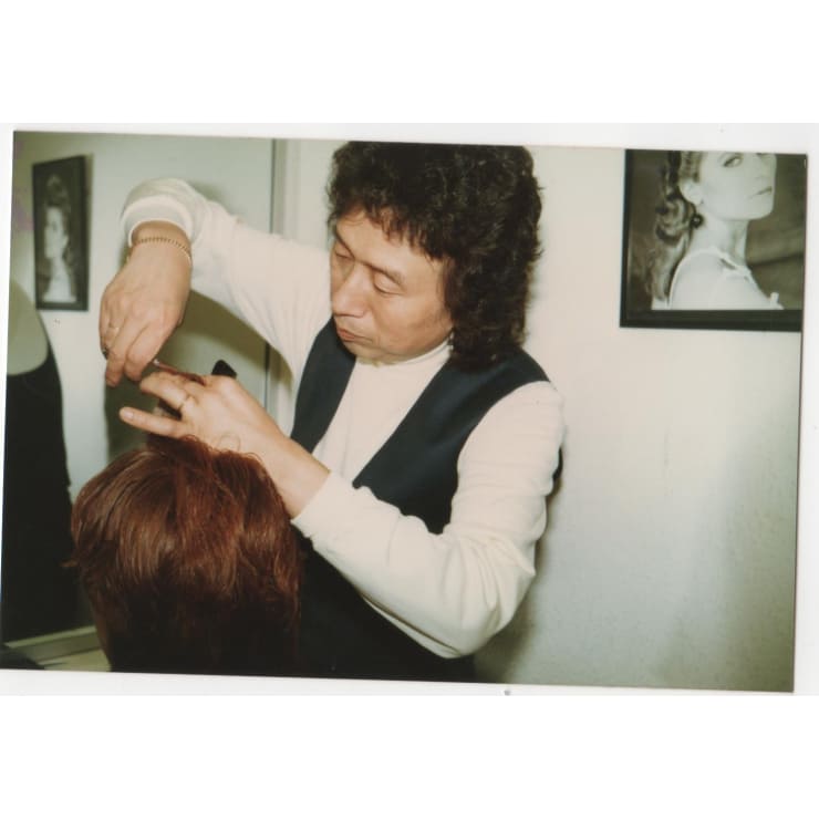 モッズ 吉田 Salon De Yuri サロンドユリ のスタッフ 美容院 美容室を予約するなら楽天ビューティ