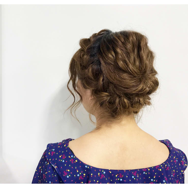 くるりんぱアレンジ Ethica By Terra エシカバイテラ のヘアスタイル 美容院 美容室を予約するなら楽天ビューティ