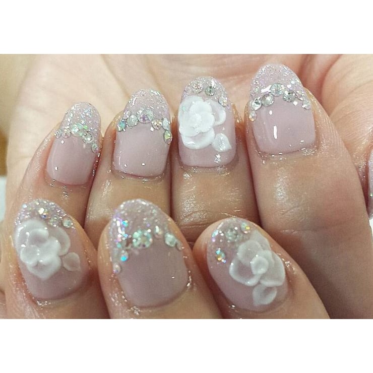 ブライダル お呼ばれネイル カラフルネイルサロン 仙台国際ホテル店 カラフルネイルサロン のネイルデザイン ネイル まつげサロンを予約するなら楽天ビューティ