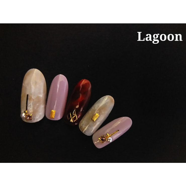 17秋 新作デザイン Private Nailsalon Lagoon プライベートネイルサロンラグーン のネイルデザイン ネイル まつげサロンを予約するなら楽天ビューティ
