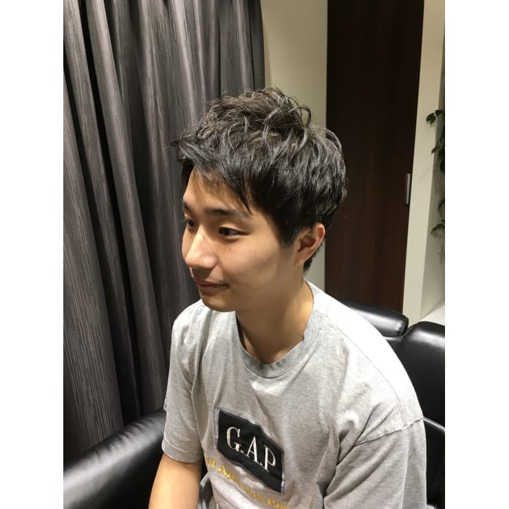 ふんわりパーマメンズカット Trad Barber Style トラッドバーバースタイル のヘアスタイル 美容院 美容室を予約するなら楽天ビューティ