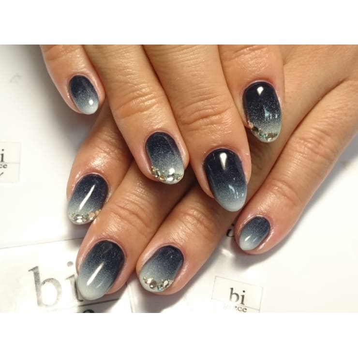 カラーグラデーションネイル Bi Grace Nail ビ グレイスネイル のネイルデザイン ネイル まつげサロンを予約するなら楽天ビューティ
