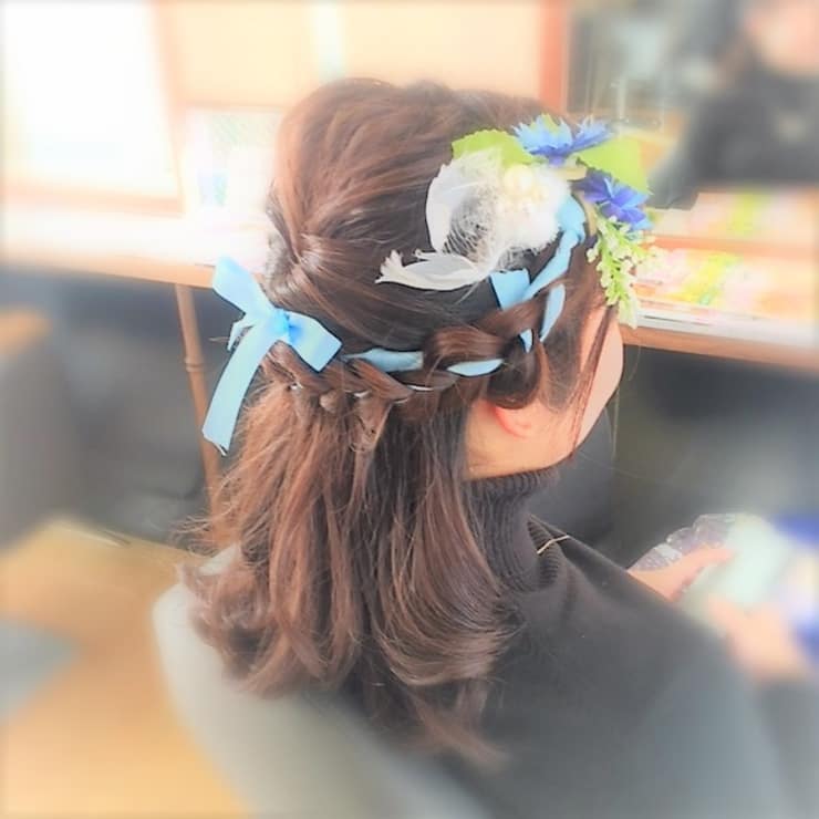ハーフアップ リボン編み込み Papillon Rose パピヨンロゼ のヘアスタイル 美容院 美容室を予約するなら楽天ビューティ