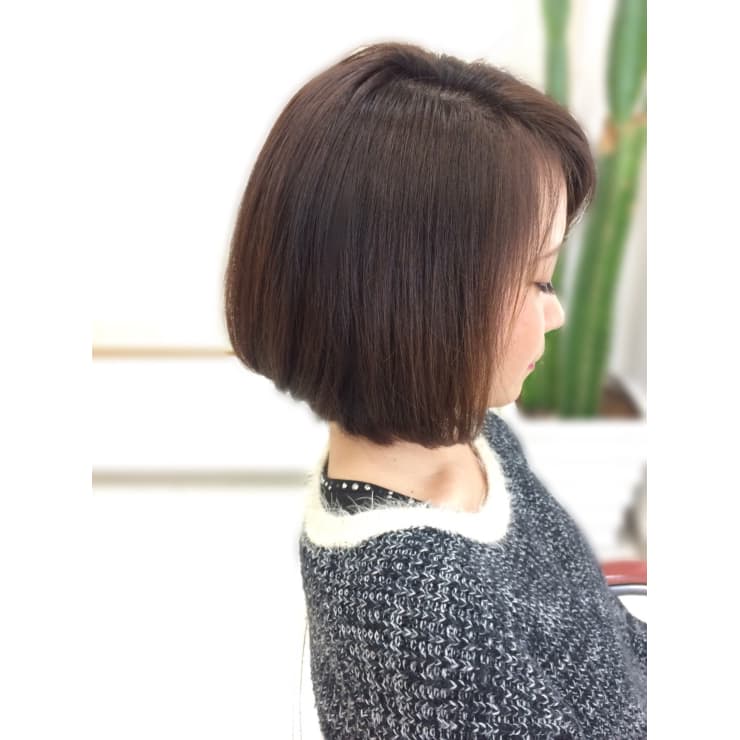 イメチェン ロングからの前下がりボブ Hair Verde ヘアー ヴェルデ のヘアスタイル 美容院 美容室を予約するなら楽天ビューティ