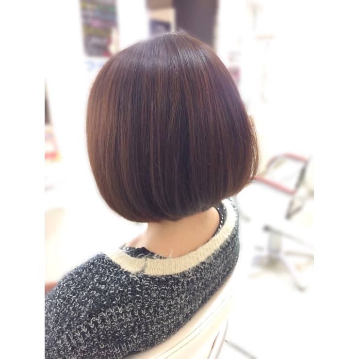 イメチェン ロングからの前下がりボブ Hair Verde ヘアー ヴェルデ のヘアスタイル 美容院 美容室を予約するなら楽天ビューティ