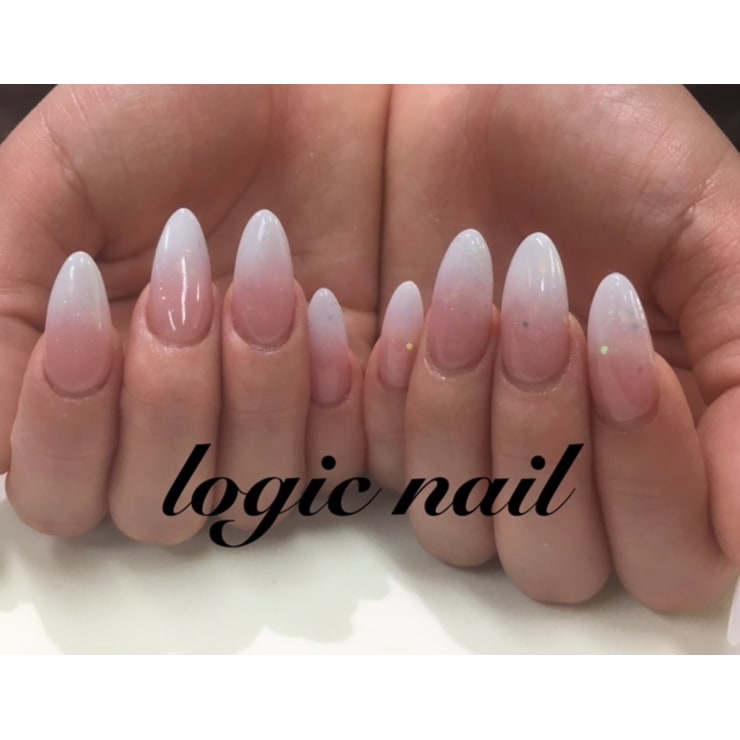 スカルプチュアネイルが得意なサロン Logic Nail Royal Salon ロジックネイルロイヤルサロン のこだわり特集 ネイル まつげサロンを予約するなら楽天ビューティ