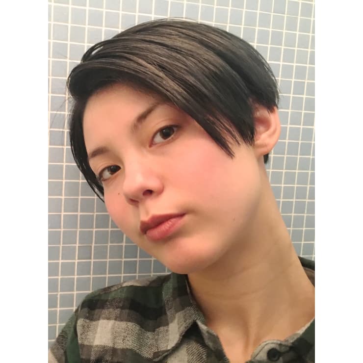 まだまだ人気 大屋夏南風 耳出しショートヘア Beautrium 福岡 ビュートリアム のヘアスタイル 美容院 美容室を予約するなら楽天ビューティ まだまだ人気 大屋夏南風 耳出しショートヘア Beautrium 福岡 ビュートリアム のヘアスタイル 美容院 美容室を予約するなら楽天ビューティ