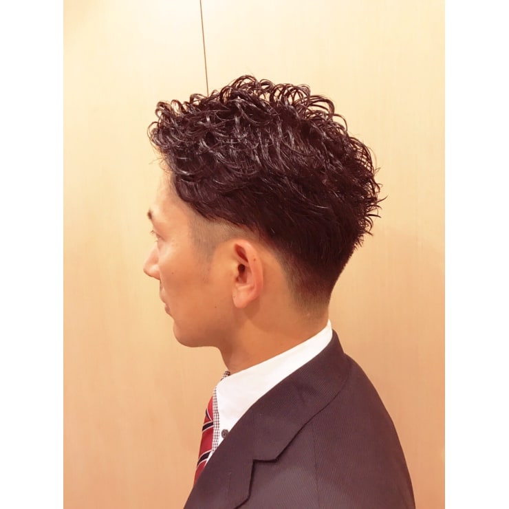 ツーブロックフェード 理容室 銀座 メンズ ショート ヒロ銀座ヘアーサロン 銀座一丁目中央通り店 ヒロギンザヘアーサロンギンザイッチョウメチュウオウドオリテン のヘアスタイル 美容院 美容室を予約するなら楽天ビューティ