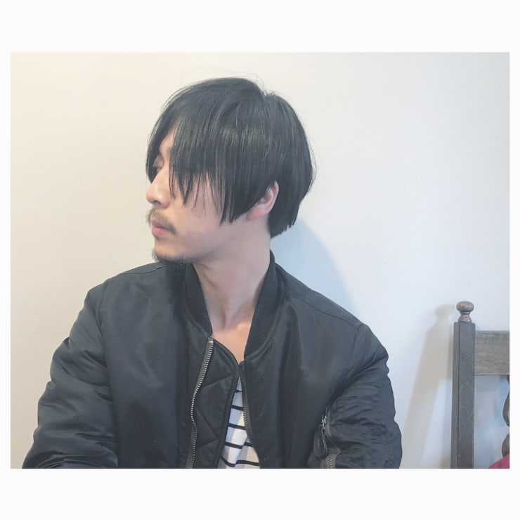 メンズ前下がりショート さんかく美容室 サンカクビヨウシツ のヘアスタイル 美容院 美容室を予約するなら楽天ビューティ