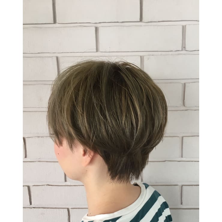 エアリーマッシュショートボブ Hair S Room 風 Fuu ヘアーズルームフウフウ のヘアスタイル 美容院 美容室を予約するなら楽天ビューティ