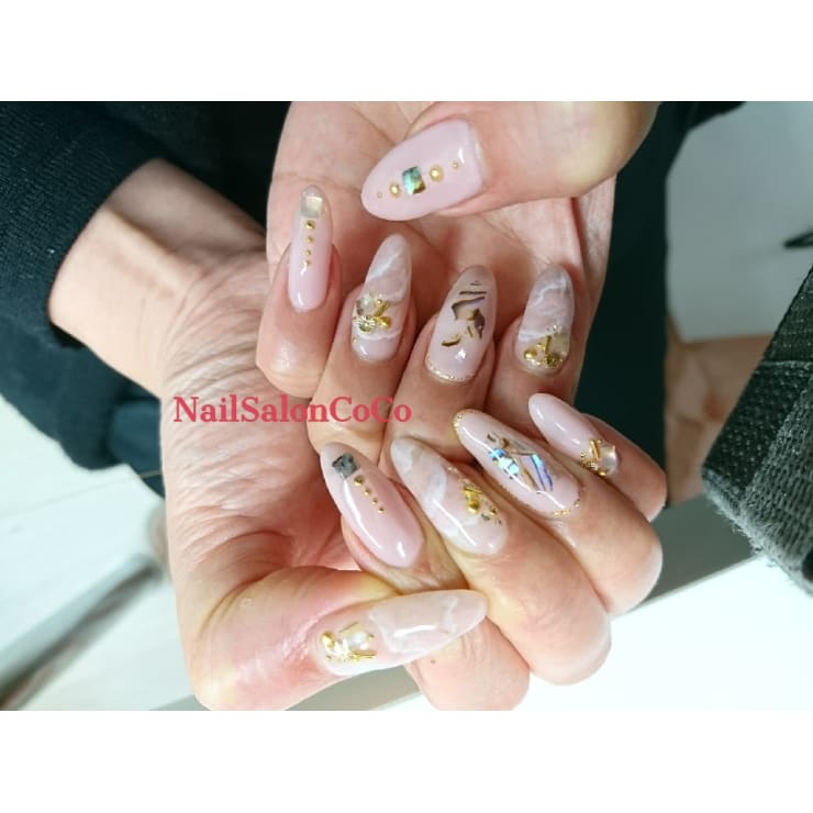 大理石ネイル 春ネイル Nail Salon Coco ココ のネイルデザイン ネイル まつげサロンを予約するなら楽天ビューティ