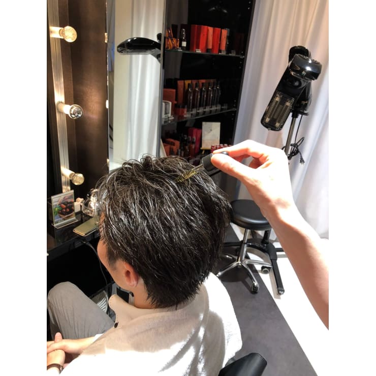 Agaでお悩みの男性のためのコースです マイクロスコープで頭皮を確認し 自社製品の養毛料で育毛を促す Grand Marche Gh グランマルシェジーエイチ のこだわり特集 美容院 美容室を予約するなら楽天ビューティ Agaでお悩みの男性のためのコースです マイクロスコープで頭皮を確認し 自社製品の養毛料で育毛を促す Grand Marche Gh グランマルシェジーエイチ のこだわり特集 美容院 美容室を予約するなら楽天ビューティ