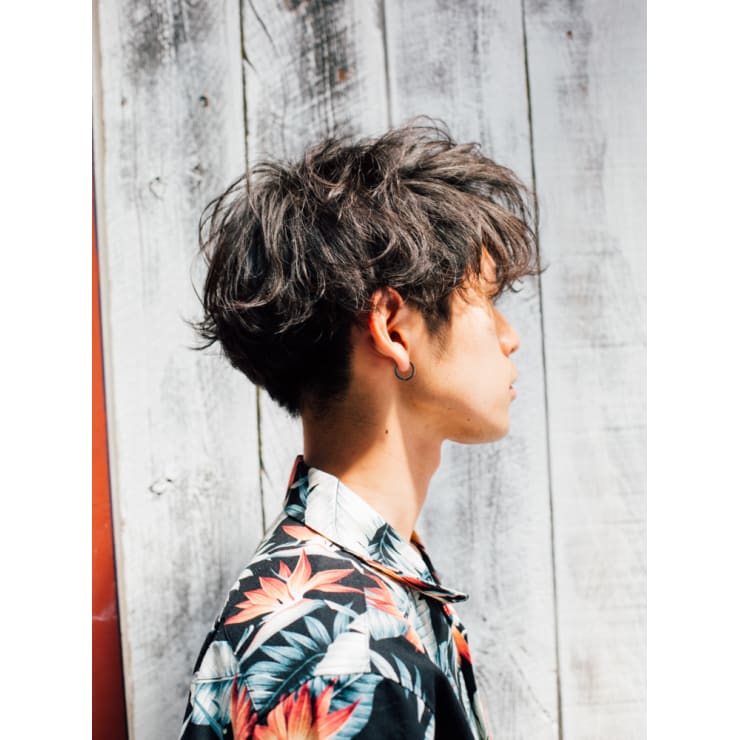 カジュアルなラフパーマ Lulu池袋 ルルイケブクロ のヘアスタイル 美容院 美容室を予約するなら楽天ビューティ