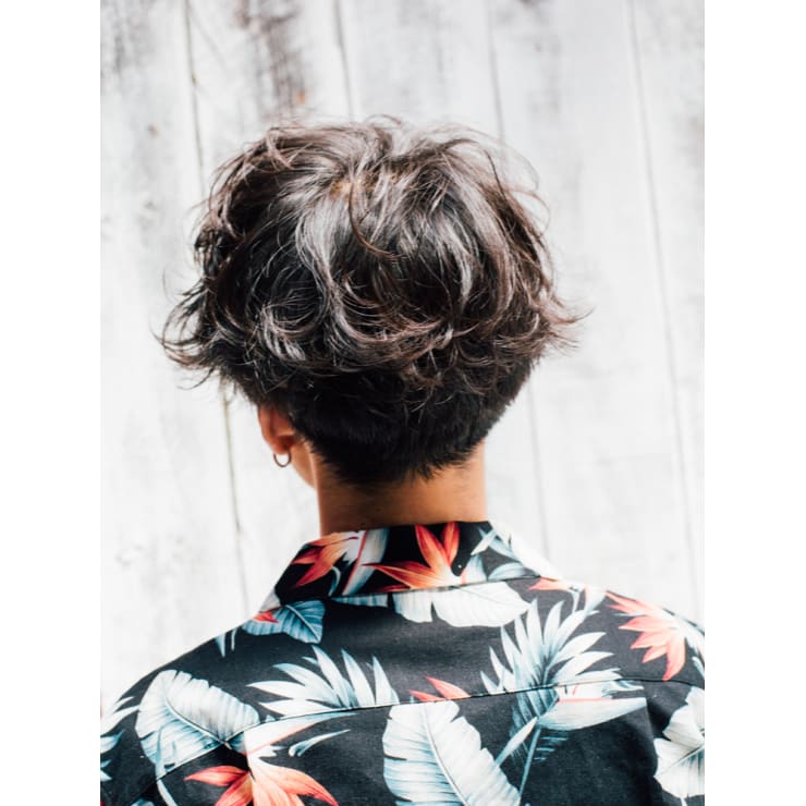 カジュアルなラフパーマ Lulu池袋 ルルイケブクロ のヘアスタイル 美容院 美容室を予約するなら楽天ビューティ