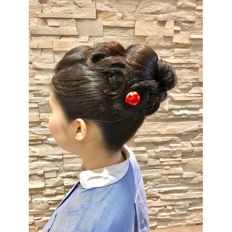 結婚式のお呼ばれに 新日本髪崩しの振袖ヘアアレンジ Hair Make Opsis オプシス のヘアスタイル 美容院 美容室を予約するなら楽天ビューティ