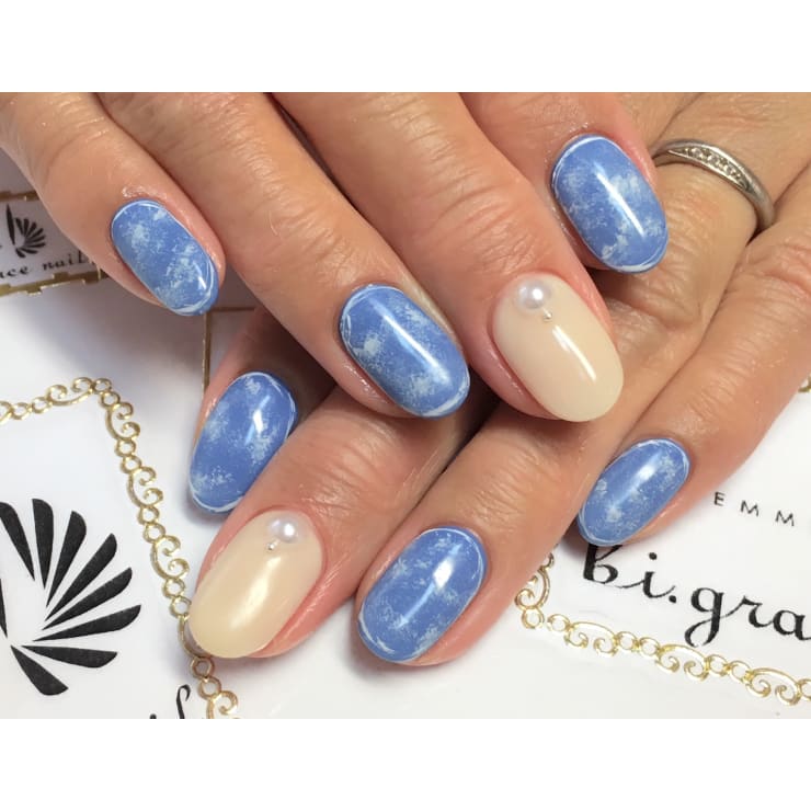 デニムネイル Bi Grace Nail ビ グレイスネイル のネイルデザイン ネイル まつげサロンを予約するなら楽天ビューティ
