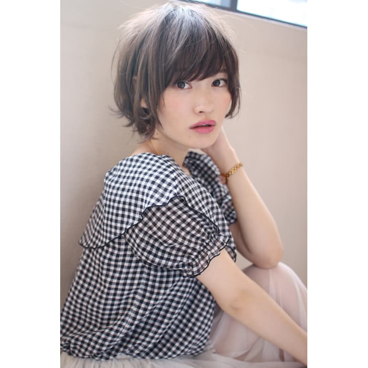 グレージュフェミニンショートボブ M77 | Lila by AFLOAT(レイラバイ