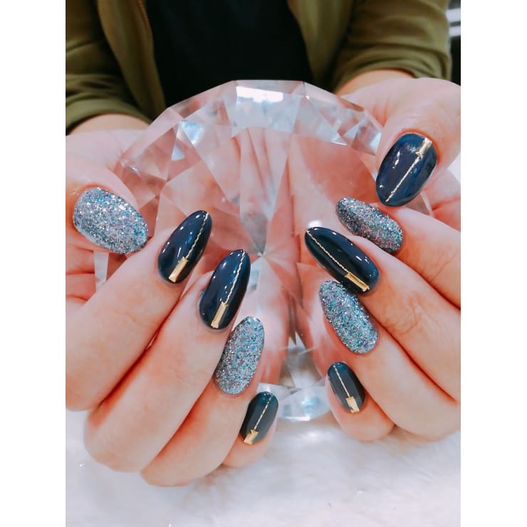 シックな大人ネイル Nail Salon Kcloe ネイルサロンクロエ のネイルデザイン ネイル まつげサロンを予約するなら楽天ビューティ