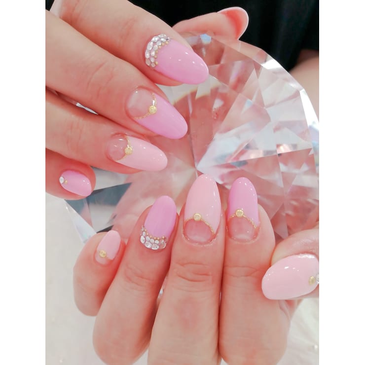 華やかフレンチ Nail Salon Kcloe ネイルサロンクロエ のネイルデザイン ネイル まつげサロンを予約するなら楽天ビューティ