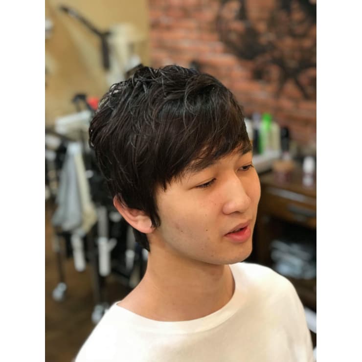 メンズ縮毛矯正 フロント ガナーズヘアードレッシング ガナーズヘアードレッシング のヘアスタイル 美容院 美容室を予約するなら楽天ビューティ