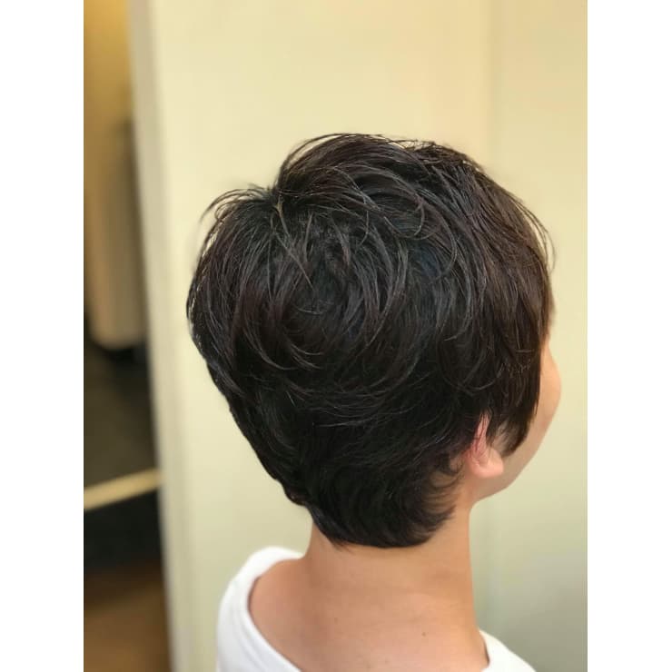 メンズ縮毛矯正 フロント ガナーズヘアードレッシング ガナーズヘアードレッシング のヘアスタイル 美容院 美容室を予約するなら楽天ビューティ