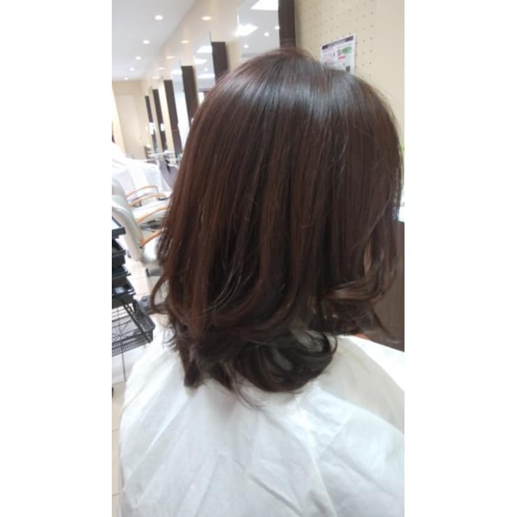 バイオレットブラウンカラー Comfort By Emu International コンフォート バイ エムインターナショナル カスカベ のヘアスタイル 美容院 美容室を予約するなら楽天ビューティ