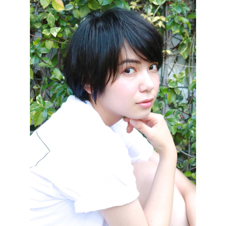 パーマなしで決まるシンプルショートヘアー Beautrium 福岡 ビュートリアム のヘアスタイル 美容院 美容室を予約するなら楽天ビューティ