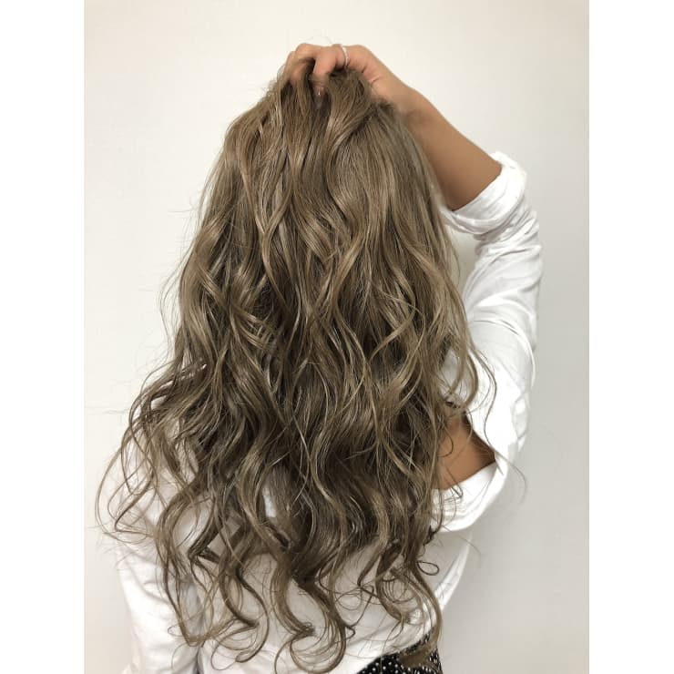外国人風 巻きおろし Hair Salon Clan 東心斎橋店 ヘアサロンクランヒガシシンサイバシテン のヘアスタイル 美容院 美容室を予約するなら楽天ビューティ