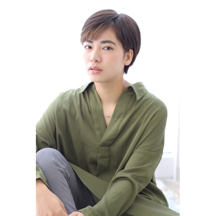Albero 耳掛けベリーショート 大人ヘア Albero アルベロ のヘアスタイル 美容院 美容室を予約するなら楽天ビューティ