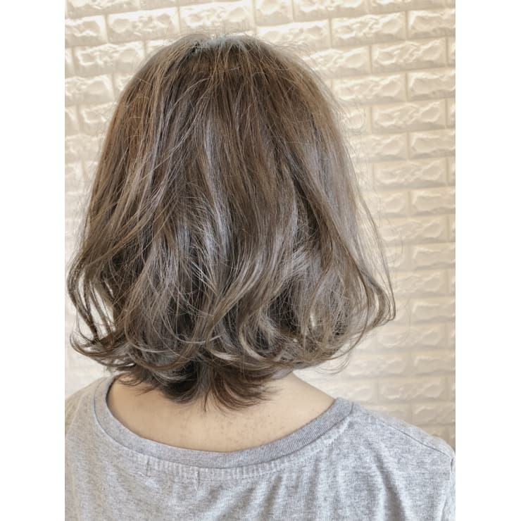 秋ボブ 栗色 Pirica Hair Design ピリカヘアデザイン のヘアスタイル 美容院 美容室を予約するなら楽天ビューティ