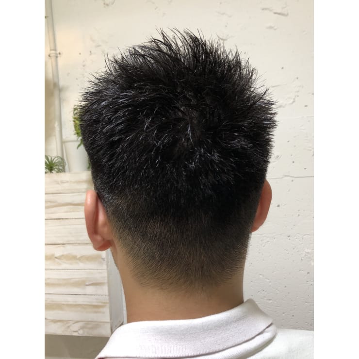クロップドメンズベリーショート Seven セブン のヘアスタイル 美容院 美容室を予約するなら楽天ビューティ クロップドメンズベリーショート Seven セブン のヘアスタイル 美容院 美容室を予約するなら楽天ビューティ