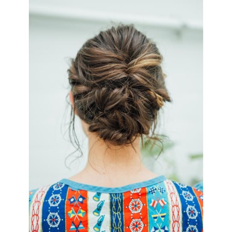 大人可愛い ルーズな巻き髪アップスタイル Fuse 祖師ヶ谷大蔵店 フューズソシガヤオオクラテン のヘアスタイル 美容院 美容室を予約するなら楽天ビューティ