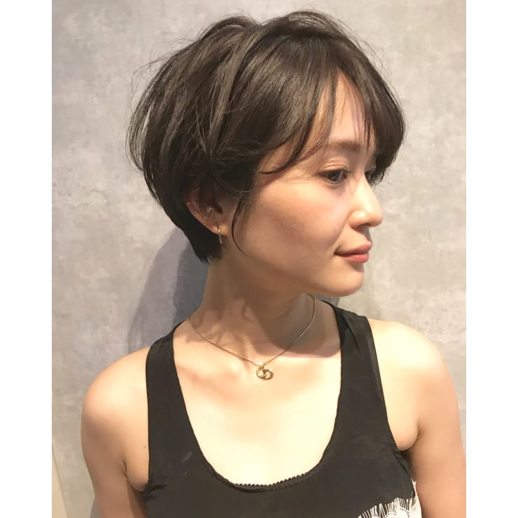 大人かわいい 愛されショート 波瑠 新垣結衣 Houle ウル のヘアスタイル 美容院 美容室を予約するなら楽天ビューティ 大人かわいい 愛されショート 波瑠 新垣結衣 Houle ウル のヘアスタイル 美容院 美容室を予約するなら楽天ビューティ