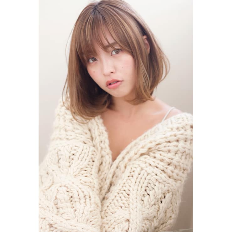 添田】大人かわいいひし形シルエットボブ斜めバンググレージュ | Maria