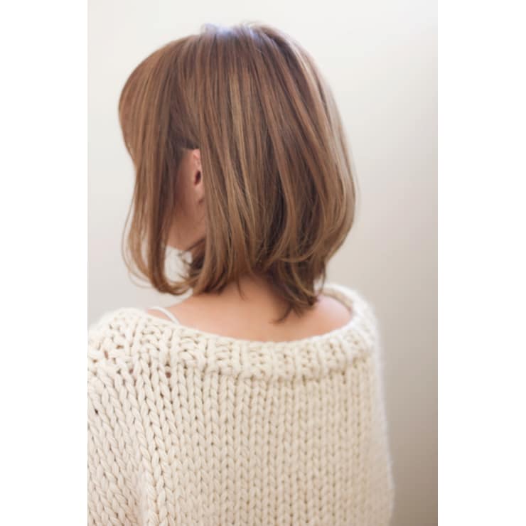 添田】大人かわいいひし形シルエットボブ斜めバンググレージュ | Maria