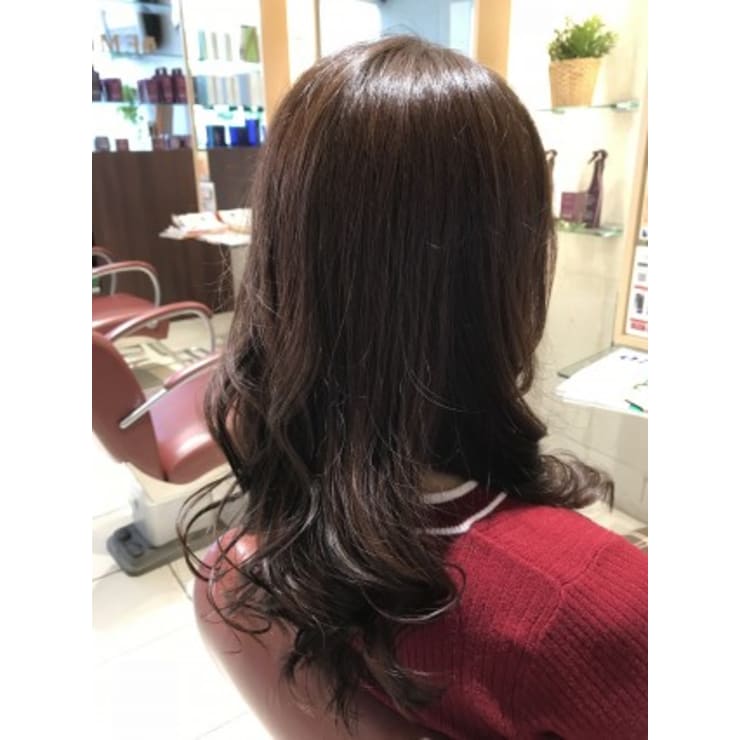 秋らしいピンク系ブラウン Emu International 春日部本店 エムインターナショナル のヘアスタイル 美容院 美容室を予約するなら楽天ビューティ