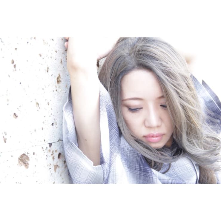 この春夏のヘアカラーは アッシュベージュ フォギーアッシュ がオススメ Three Nine スリーナイン のこだわり特集 美容院 美容室を予約するなら楽天ビューティ