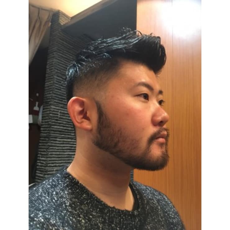 外国人風バーバースタイル オールフロントアップバングフェード ヘアーモードキクチ 銀座店 ヘアーモードキクチ のヘアスタイル 美容院 美容室を予約するなら楽天ビューティ