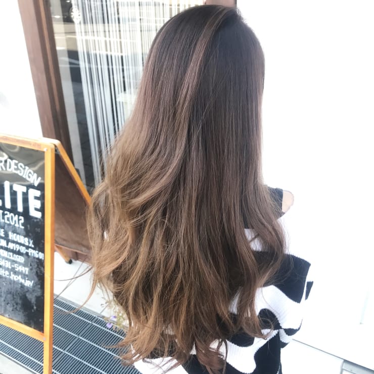 ロンググラデーションカラー Elite エリート のヘアスタイル 美容院 美容室を予約するなら楽天ビューティ