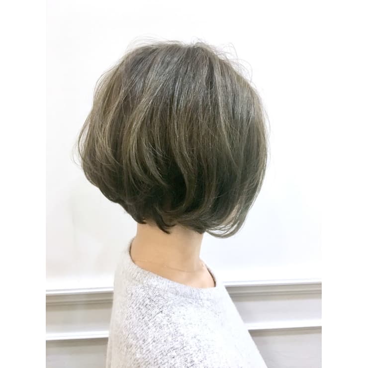 お洒落ショートボブ ブリーチ無し外国人風カラー Lab ラブ のヘアスタイル 美容院 美容室を予約するなら楽天ビューティ