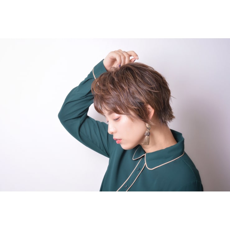 色っぽ可愛い 大人可愛いシースルーバングのショートスタイル Liraica 髪質改善 トリートメント インナーカラー 縮毛矯正 旧 Lille リライカ のヘアスタイル 美容院 美容室を予約するなら楽天ビューティ