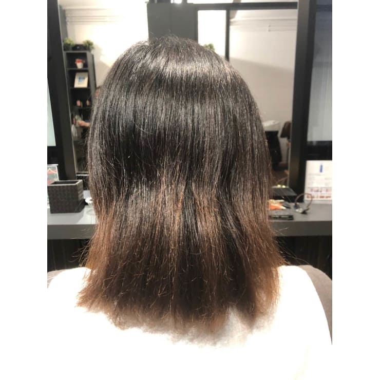 ボブのストレートパーマ 縮毛矯正専門店radiant Hair Salon レディアントヘアサロン のヘアスタイル 美容院 美容室を予約するなら楽天ビューティ