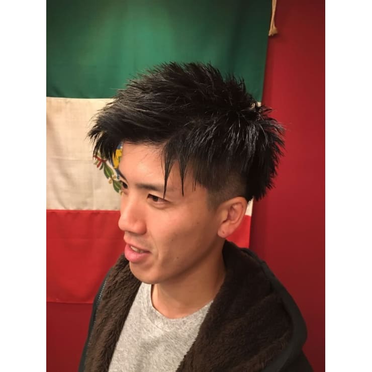 爽やかお兄さんのツンツンヘアー 須磨 板宿 メンズ専門美容院 インフィニィト インフィニィト のヘアスタイル 美容院 美容室を予約するなら楽天ビューティ