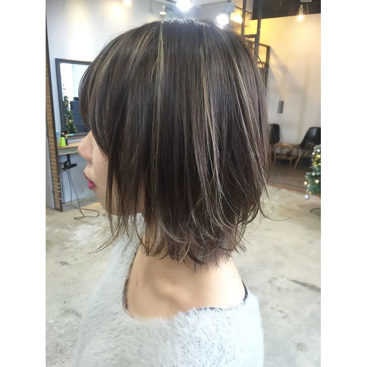 Rumor 外国人３dハイライトカラー カーキアッシュグレ Rumor ルモア のヘアスタイル 美容院 美容室を予約するなら楽天ビューティ